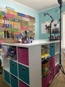2 Easy DIY Craft Room Desk Island Project